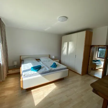 Am Waldrand 3* كارلسباد