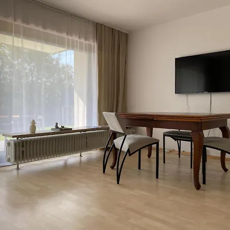 Am Waldrand Гостевой дом Карлсбад