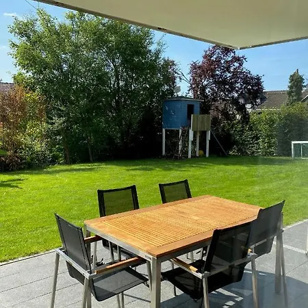 بيت ضيافة Am Waldrand كارلسباد