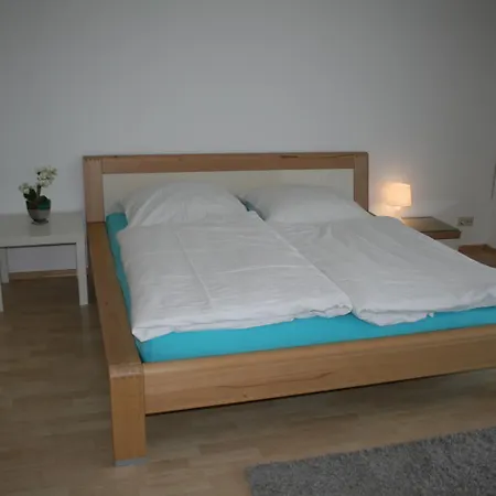 Am Waldrand Karlsbad